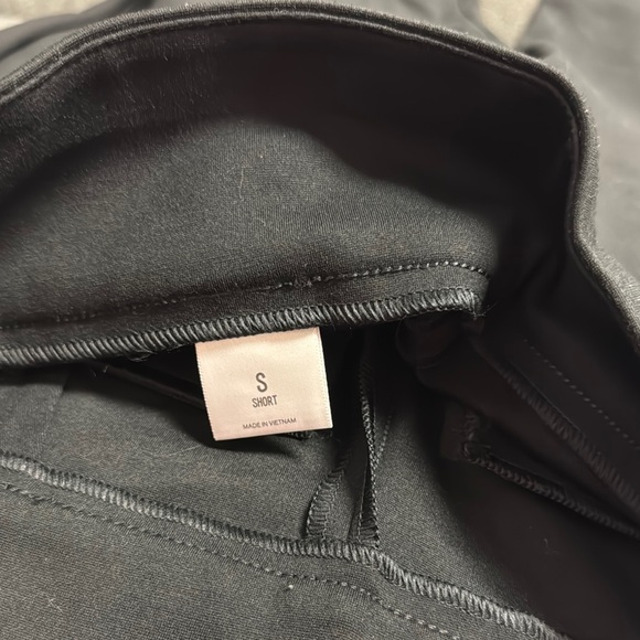 Express Women's Black Ankle Pants - Picture 4 of 8